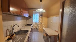 Apartament decomandat,3 camere,etaj 1 Torontalului - imagine 5