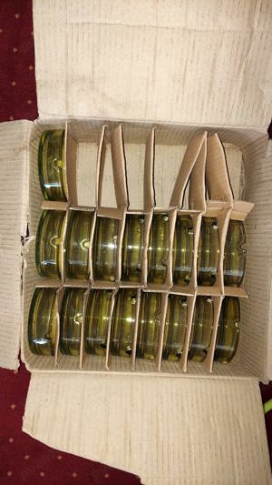 Vand scrumiere din sticla