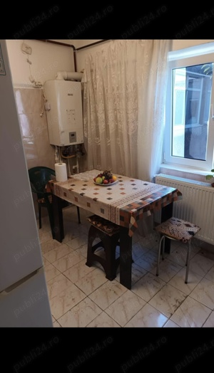 Închiriez apartament  - imagine 4