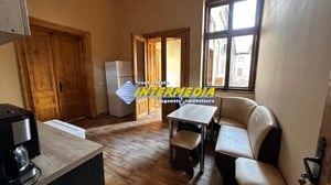 Inchiriere Apartament 2 camere 98 mp la curte mobilat si utilat nou in Alba Iulia Centru - imagine 5