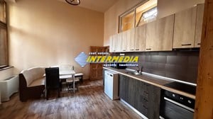 Inchiriere Apartament 2 camere 98 mp la curte mobilat si utilat nou in Alba Iulia Centru - imagine 4