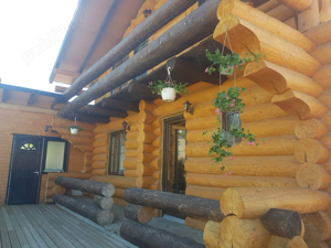 cabana rustic cu 4 dormitoare living si ciubar - imagine 10
