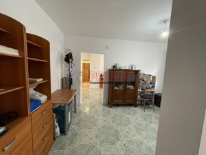 NOU IN PIATA! Apartament 4 camere renovat DELTA VACARESTI - PIATA SUDULUI - imagine 14