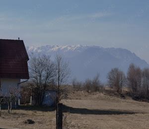 Casă în Râșnov - Glăjărie, vedere spre Piatra Craiului și Bucegi.