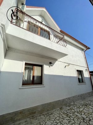 Vila P+M, 8 camere, 636 mp teren, oras Ovidiu ULTRACENTRAL - imagine 5