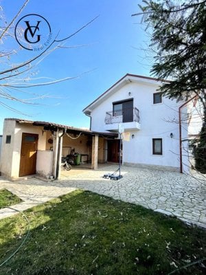 Vila P+M, 8 camere, 636 mp teren, oras Ovidiu ULTRACENTRAL - imagine 2