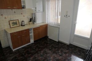 Apartament spatios la vilă, mobilat, zona Podgoria, et. 1 - imagine 4