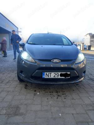 Vănd Ford Fiesta 2009 1.4 Benzină. 