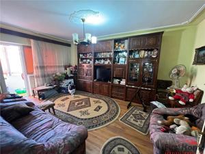 Apartament 3 camere, 70mp, etaj 3, zona 2 Stejari - imagine 4