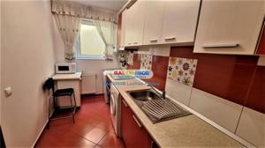 Apartament 3 camere, curte proprie, parcare I Giulesti - imagine 7