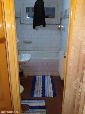 Apartament 3 camere zona Sagului etaj 2 cu Garaj - imagine 12