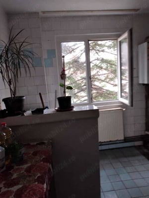 Apartament 3 camere zona Sagului etaj 2 cu Garaj - imagine 4