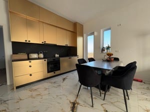 Apartament cu 2 camere mobilat si utilat la Etaj 1 