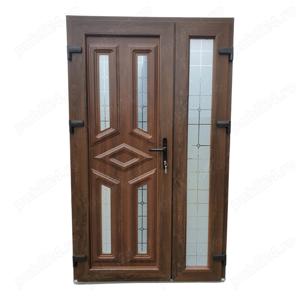 usa de intrare termopan disponibil pe stoc 120x200