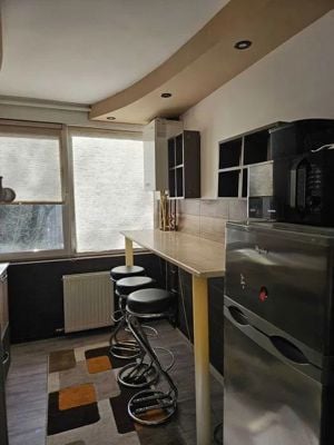 Cornisa - Inchiriere apartament 2 camere - Str. Nicolae Grigorescu - imagine 3