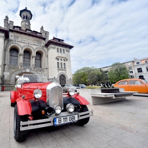 Limuzină și mașini retro de închiriat pentru evenimente  - imagine 2