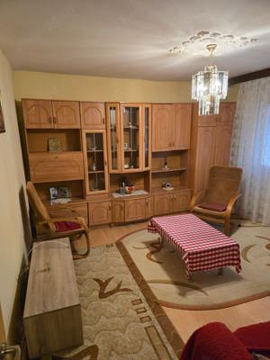 Apartament cu 3 camere decomandat Buziasului etaj 3 amenajat centrala doua bai - imagine 7