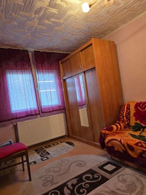 Apartament cu 3 camere decomandat Buziasului etaj 3 amenajat centrala doua bai - imagine 6