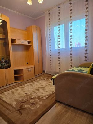 Apartament cu 3 camere decomandat Buziasului etaj 3 amenajat centrala doua bai - imagine 7