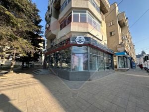 Spațiu comercial de 222mp de închiriat în zona Ultracentral - imagine 2