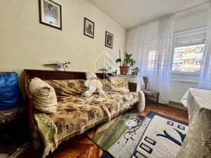 Apartement cu 3 camere, centrala proprie, zona Cetatii - imagine 2