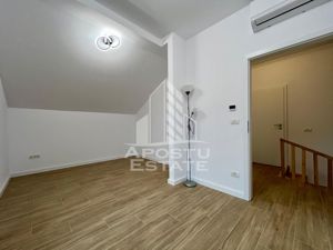 Apartament la casa cu 3 camere si 2 bai, tip penthouse, zona Gh Lazar - imagine 6