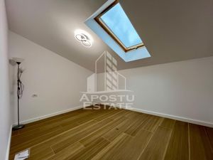 Apartament la casa cu 3 camere si 2 bai, tip penthouse, zona Gh Lazar - imagine 5