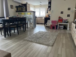 Apartament cu 3 camere, 76 mp, zona Selimbar - imagine 6