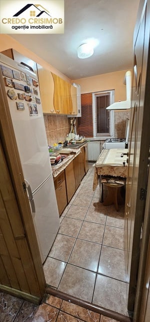 Vand apartament 2 cam cf nedecomandat zona Lunca