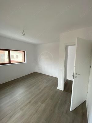 Duplex 4 camere cu garaj FINISAT - imagine 4