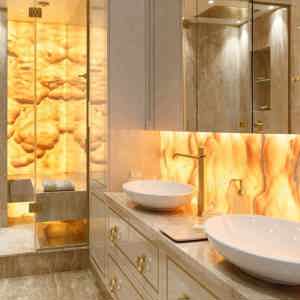 Placare perete cu onix