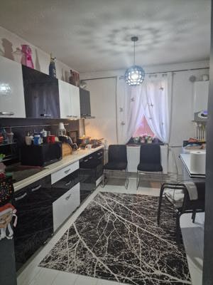 Vând apartament la cheie 3 camere Aninoasa, județ Hunedoara