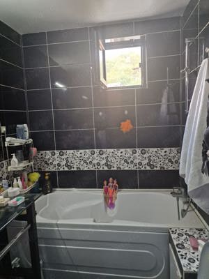 Vând apartament la cheie 3 camere Aninoasa, județ Hunedoara - imagine 10