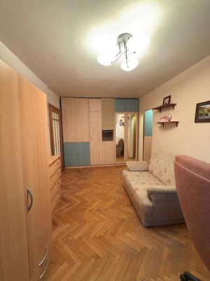 Apartamente 3 Camere - 95.000 euro - Zona Soarelui - imagine 7