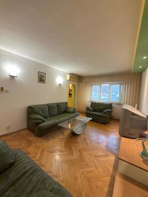 Apartamente 3 Camere - 95.000 euro - Zona Soarelui - imagine 11