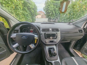 Ford Kuga  - imagine 5