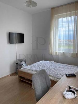 Apartament 3 camere - Dumbravita - Decomandat - Toate Utilitatiile - imagine 3