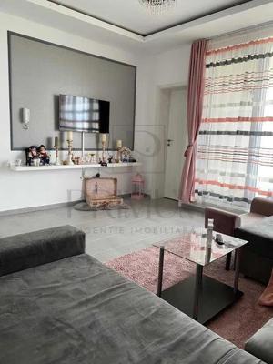 Apartament 3 camere - Dumbravita - Decomandat - Toate Utilitatiile