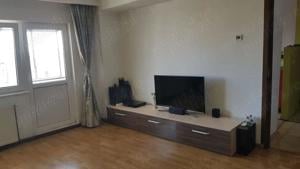 Apartament de vanzare 3 camere zona Rolast-Pitesti, Arges