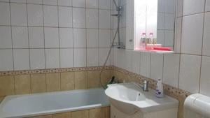 Apartament de vanzare 3 camere zona Rolast-Pitesti, Arges - imagine 6