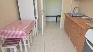 Inchiriez apartament 2 camere decomandat in Deva pe Liliacului, etaj 2, situat pe mijloc, mobilat - imagine 15