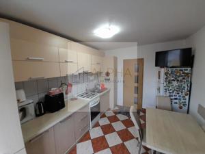 Apartament spațios cu 4 camere, mobilat, 92 mp  - imagine 2