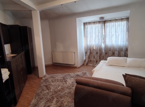 Apartament frumos și spațios  - imagine 2