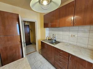 Apartament 3 camere, etaj 1, decomandat, 2 balcoane, Torontalului, aproape de Iulius Mall - imagine 12