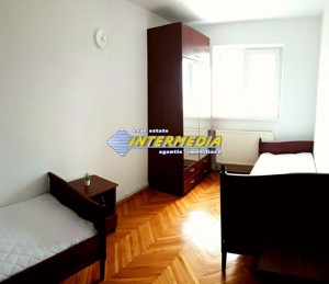 Apartament cu 3 dormitoare si living de inchiriat,  Zona CETATE Bulevard - imagine 4