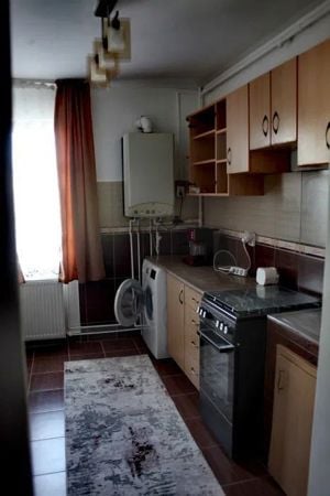 Unirii - Inchiriere apartament 2 camere - Str. Baraganului - imagine 2