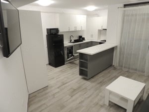 Închiere apartament 2 camere cu garaj