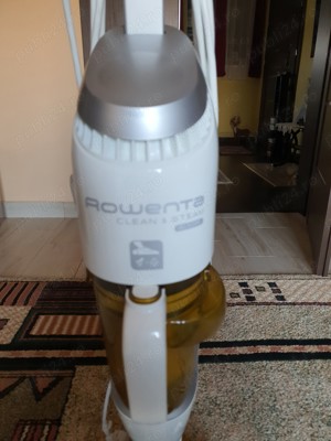 Aspirator vertical cu aburi Rowenta 