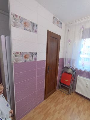 Inchiriez apartament cu 2 camere - Titan  - imagine 4