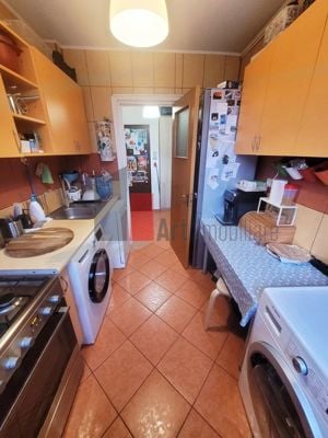 Apartament de vanzare 3 camere zona Costin Georgian-Liceul Nichita Stanescu - imagine 9